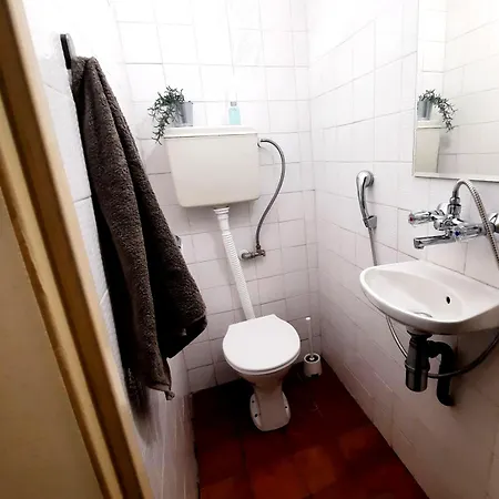 Spacious 3 Bedroom Apartment, Close To Metro Station Sofia Exterior photo