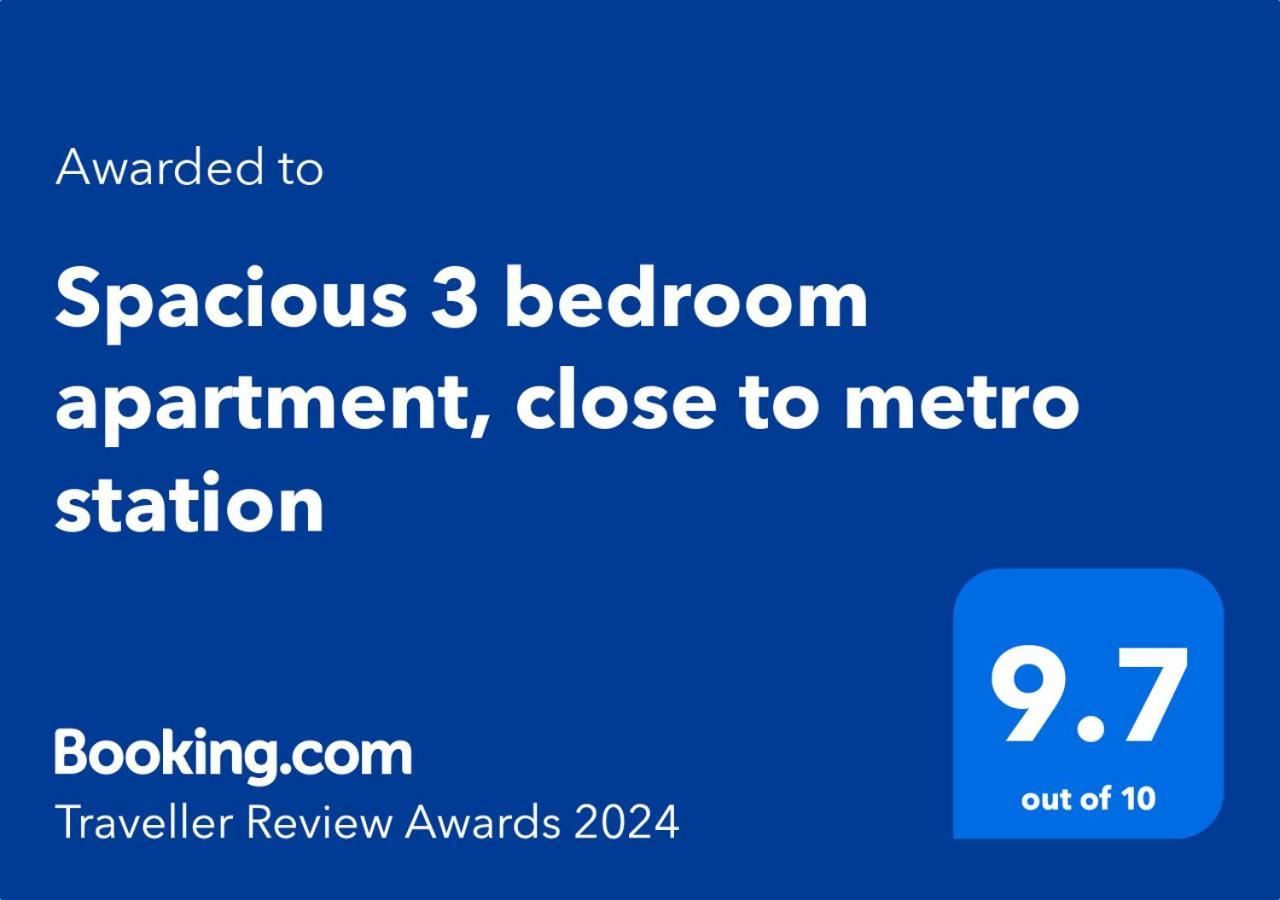 Apartament Spacious 3 Bedroom Apartment, Close To Metro Station